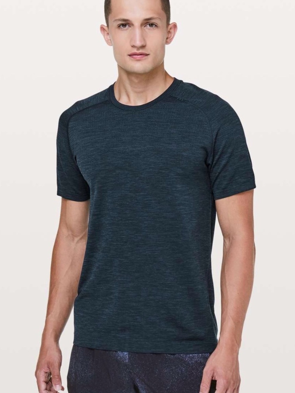 LULULEMON Men's Metal Vent Tech Short Sleeve Tee- Mineral Blue Medium EUC